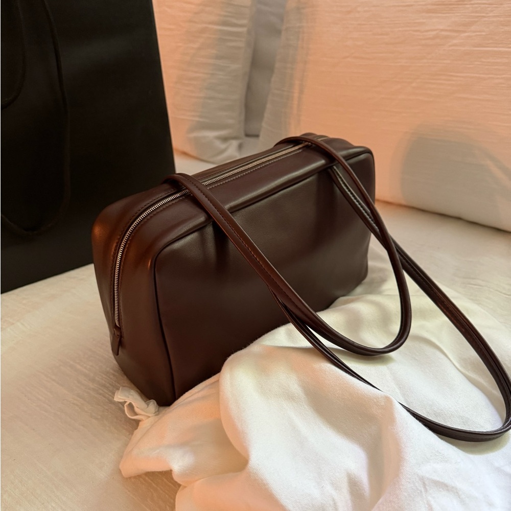 The Row Astra Brown Leather Shoulder Bag - Picture 5 of 14